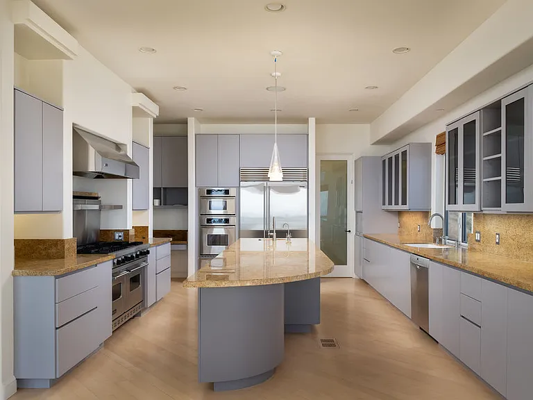 3235 Rambla Pacifico — Photo 14