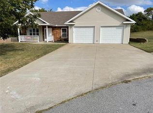 108 E 12th St, Knob Noster, MO 65336