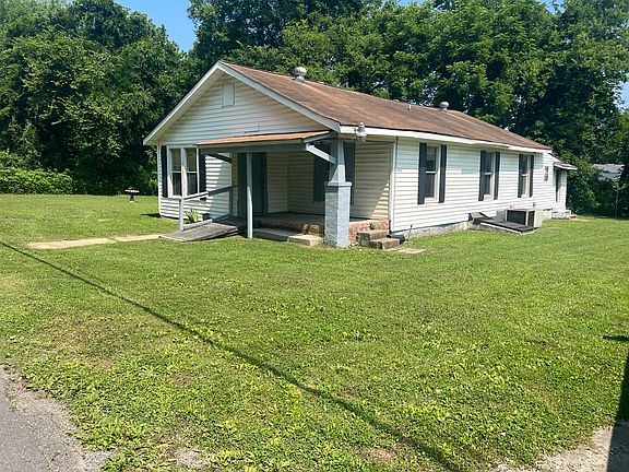 2nd image of 146 Midway Ave