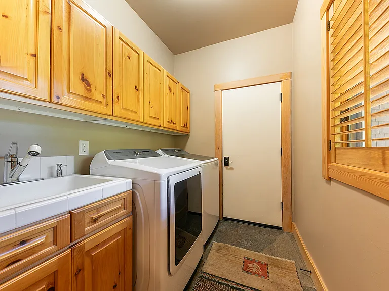 3107 Sierra Crest Ct — Photo 40