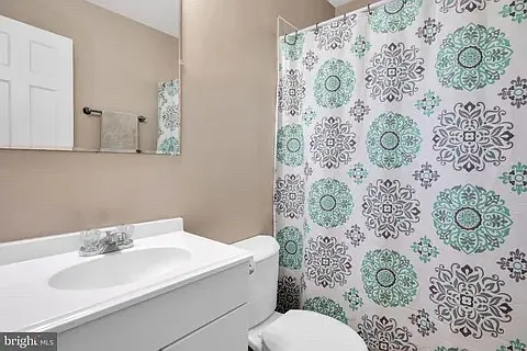 123 Polk Ave — Photo 6