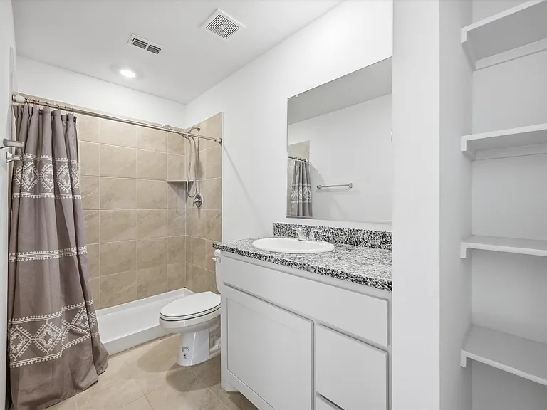 6739 Coulter Dr — Photo 9