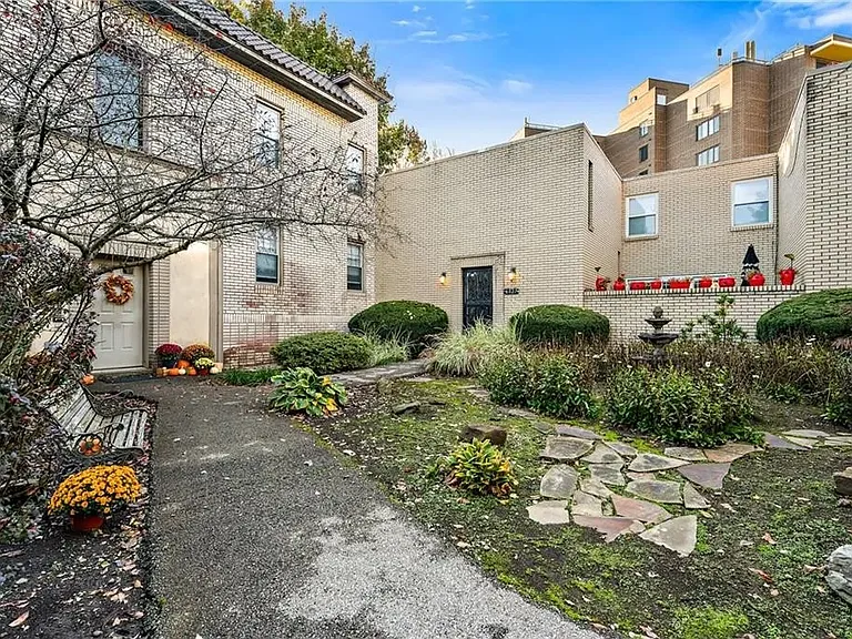 6023 Walnut St #1 — Photo 12