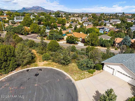 5th image of 298 Feather Ct