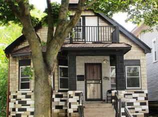 2412 N 34th St, Milwaukee, WI 53210