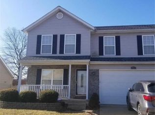 2811 Chapel View Dr, Florissant, MO