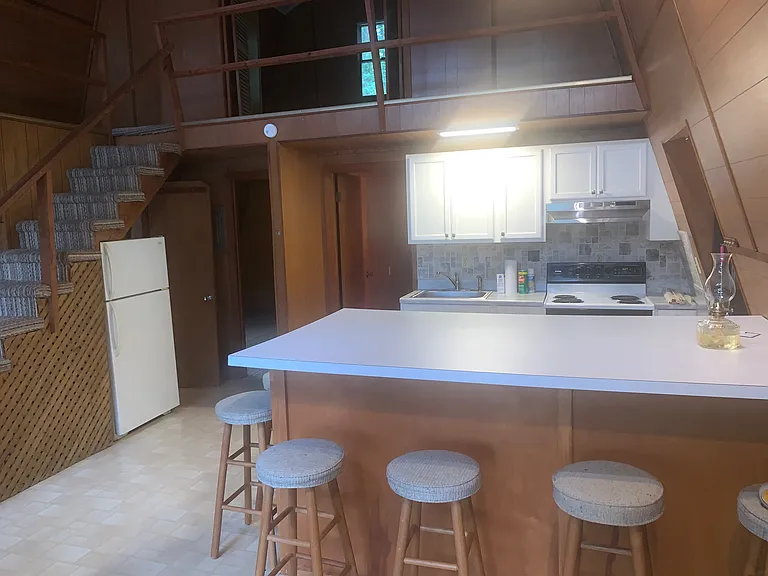 3804 Howard Gap Rd — Photo 7
