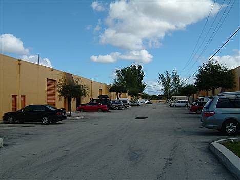 2nd image of 5165 NW 74th Ave