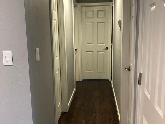 5th image of 1318 Stillwell St NE