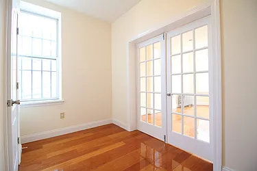 Rented by Next Door Realty NYC