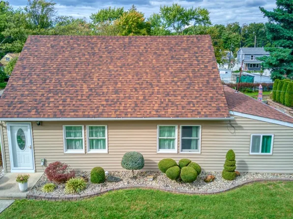 43 Birch Ter, Parlin, NJ 08859