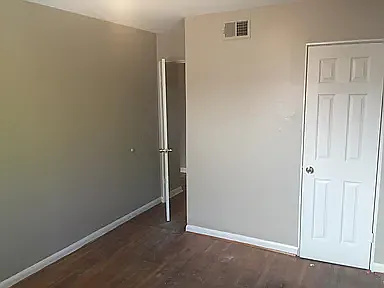 1015 Kavanaugh Blvd #C — Photo 5