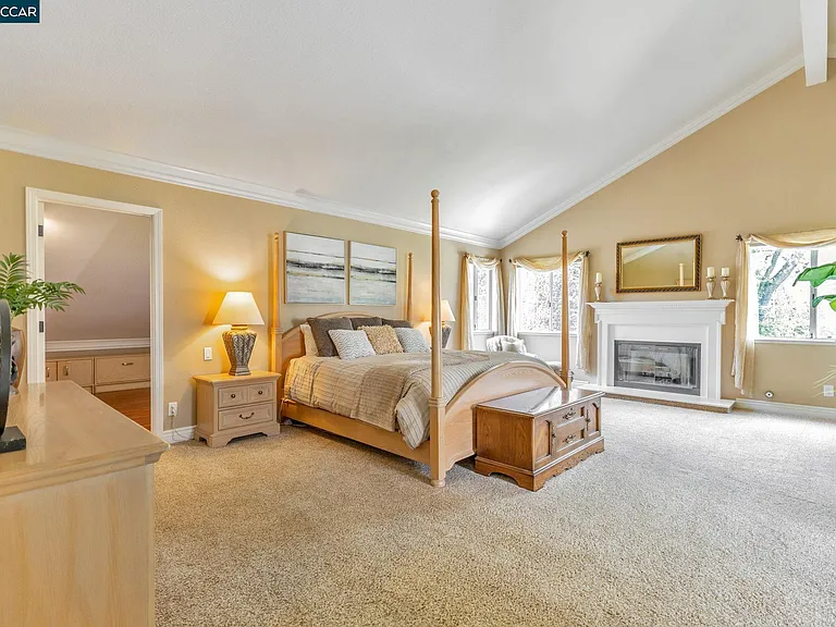 668 Sun Tree Ct — Photo 33