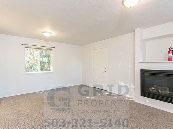 3rd image of 5023 SE 62nd Ave APT 01