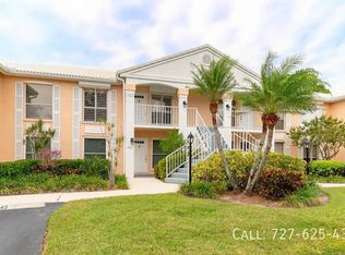 893 Gulf Pavilion Dr #202, Naples, FL 34108