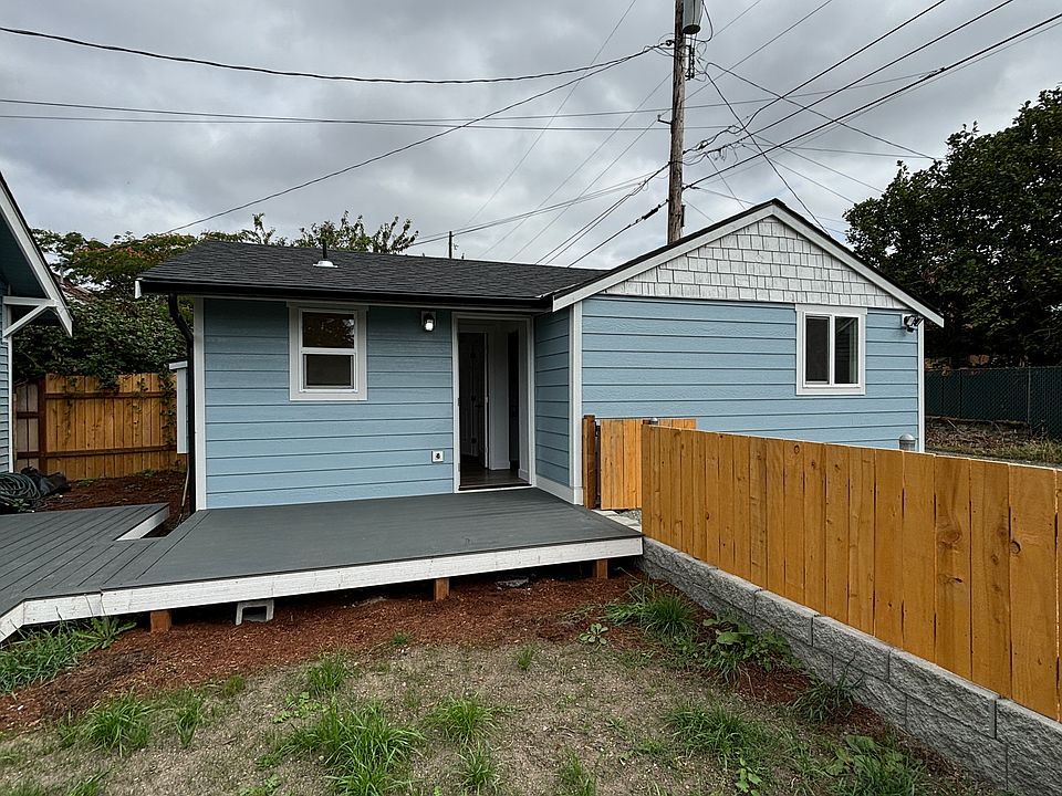 1st image of 3577 E J St #B