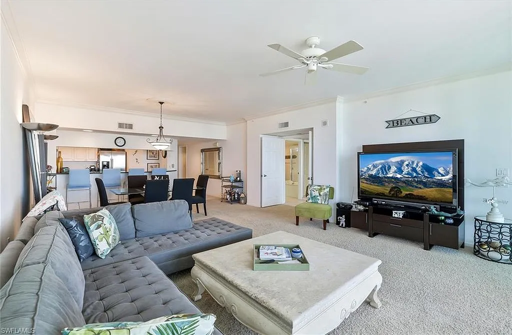 3 bed, 2.0 bath, 1613 sqft, $9,500 — Photo 4