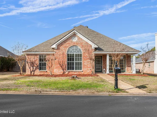 806 Lynwood Ln, Pearl, MS 39208