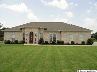 122 Valley Stone Rd, Huntsville, AL 35811