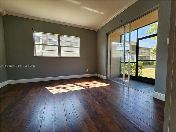 5th image of 4121 NW 88th Ave APT 101