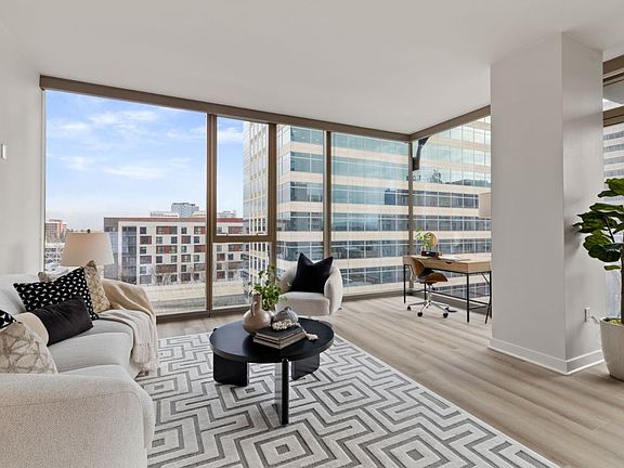 3rd image of 38 N Almaden Blvd Unit 920