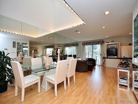 4th image of 18 Pheasant Ln