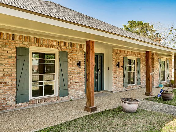 4th image of 4204 Pine Park Dr