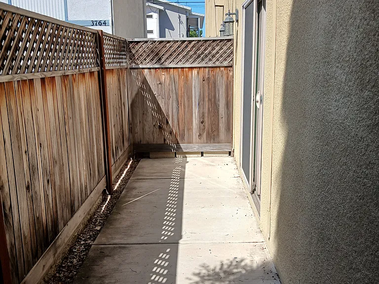 1621 La Playa Ave #4 — Photo 7