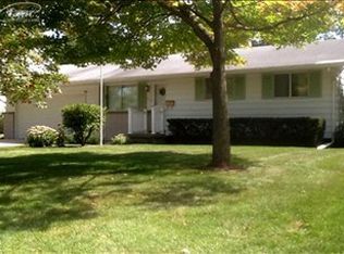 732 Surfwood Ln, Davison, MI 48423