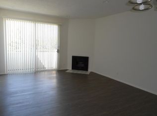 1400 Camden Ave APT 302, Los Angeles, CA 90025