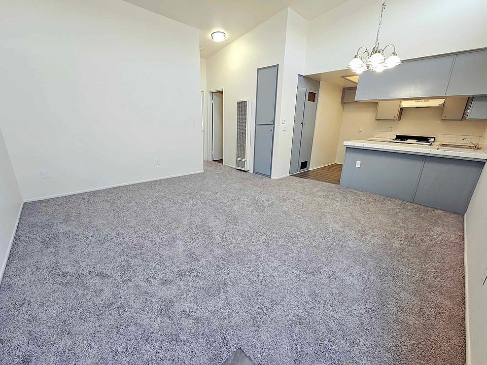 1st image of 1204 W Gardena Blvd #5
