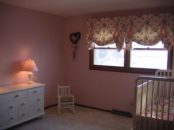 2nd Bedroom 14 x 11
