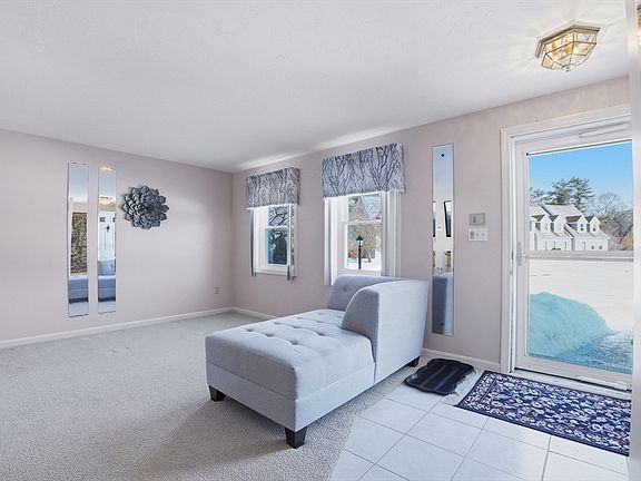 3rd image of 12 Basking Rdg #12