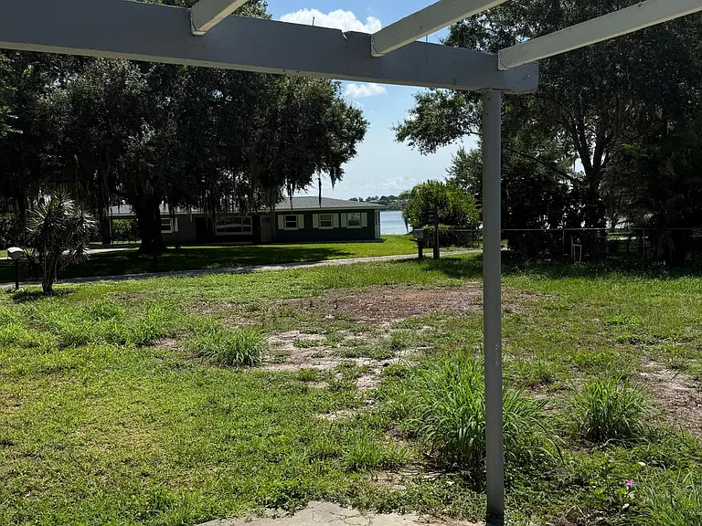 1623 Dinner Lake Dr — Photo 10