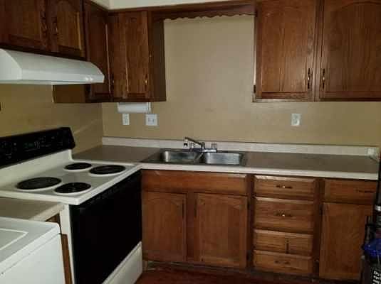 1st image of 3003 Chambers St APT 11