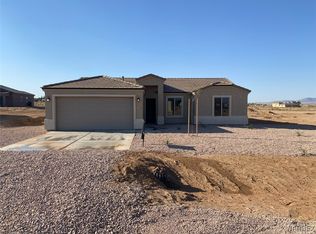 7432 E Curvo Dr, Kingman, AZ 86401
