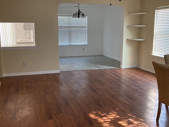 Living room/dinning room