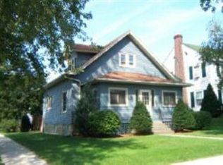301 Elmhurst Ave, Valparaiso, IN 46383