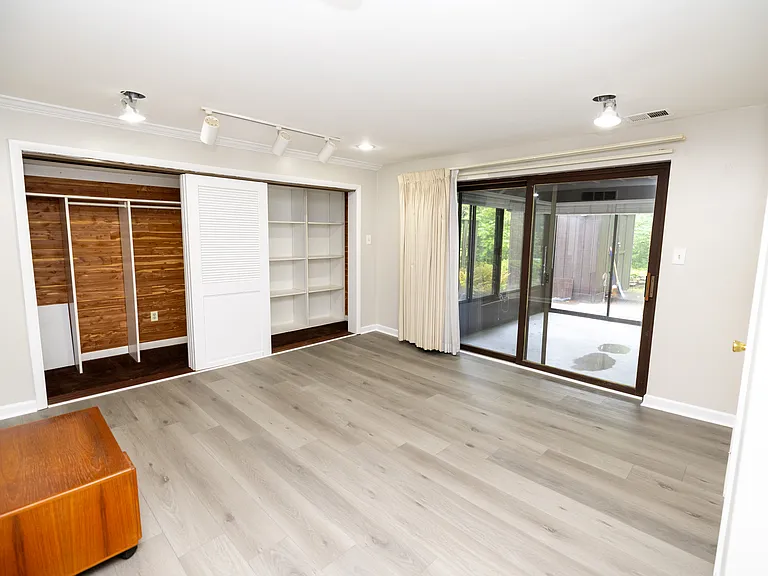 10265 Windstream Dr — Photo 23