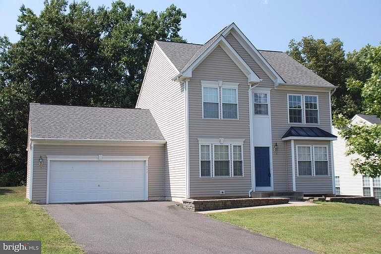 1st image of 942 Riverdale Cir