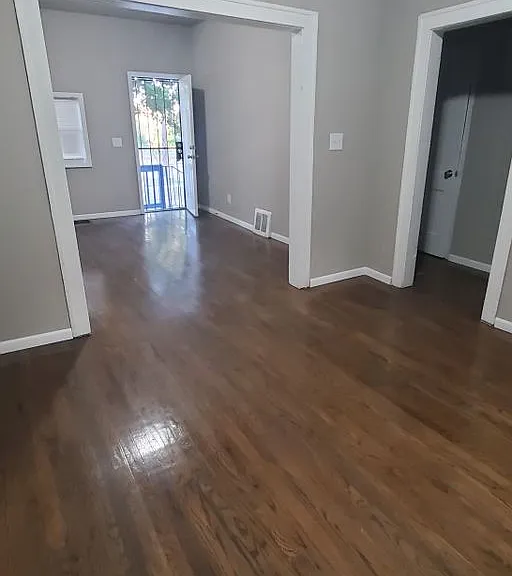 524 Porter St — Photo 7