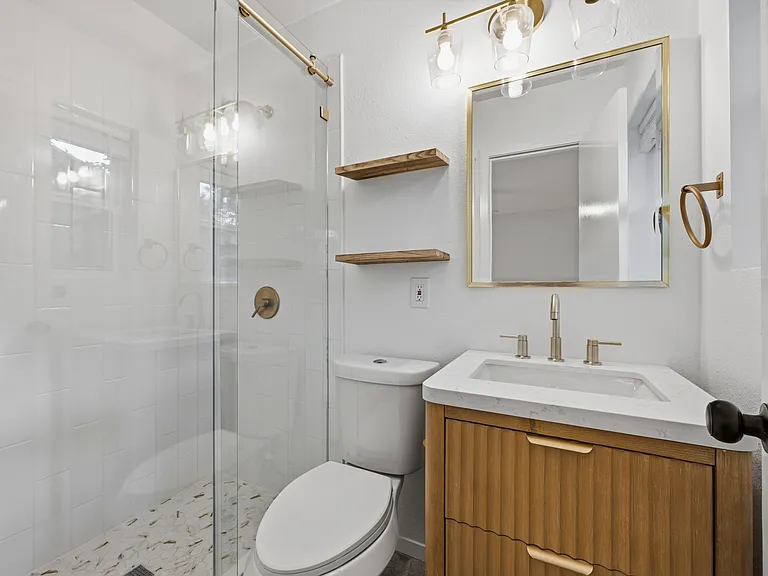 1206 Bandera Ln — Photo 12