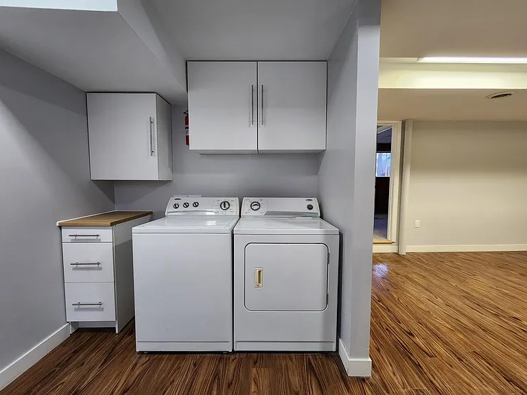 Laundry washer and dryer