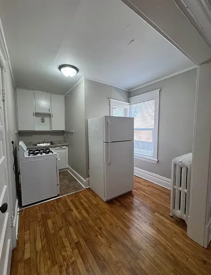 1 bed, $995 — Photo 2