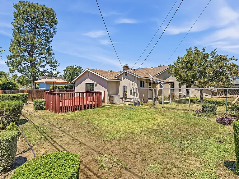 750 E Mountain View Ave — Photo 30