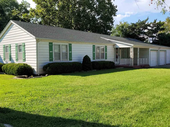 2607 N Athenian Ave, Wichita, KS 67204