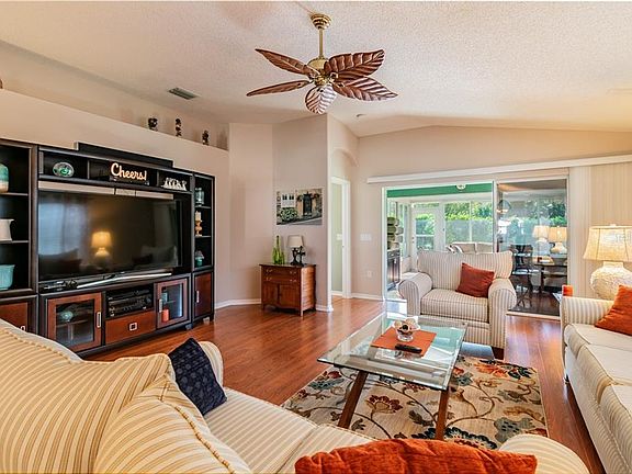 5th image of 11314 Hollander Ave