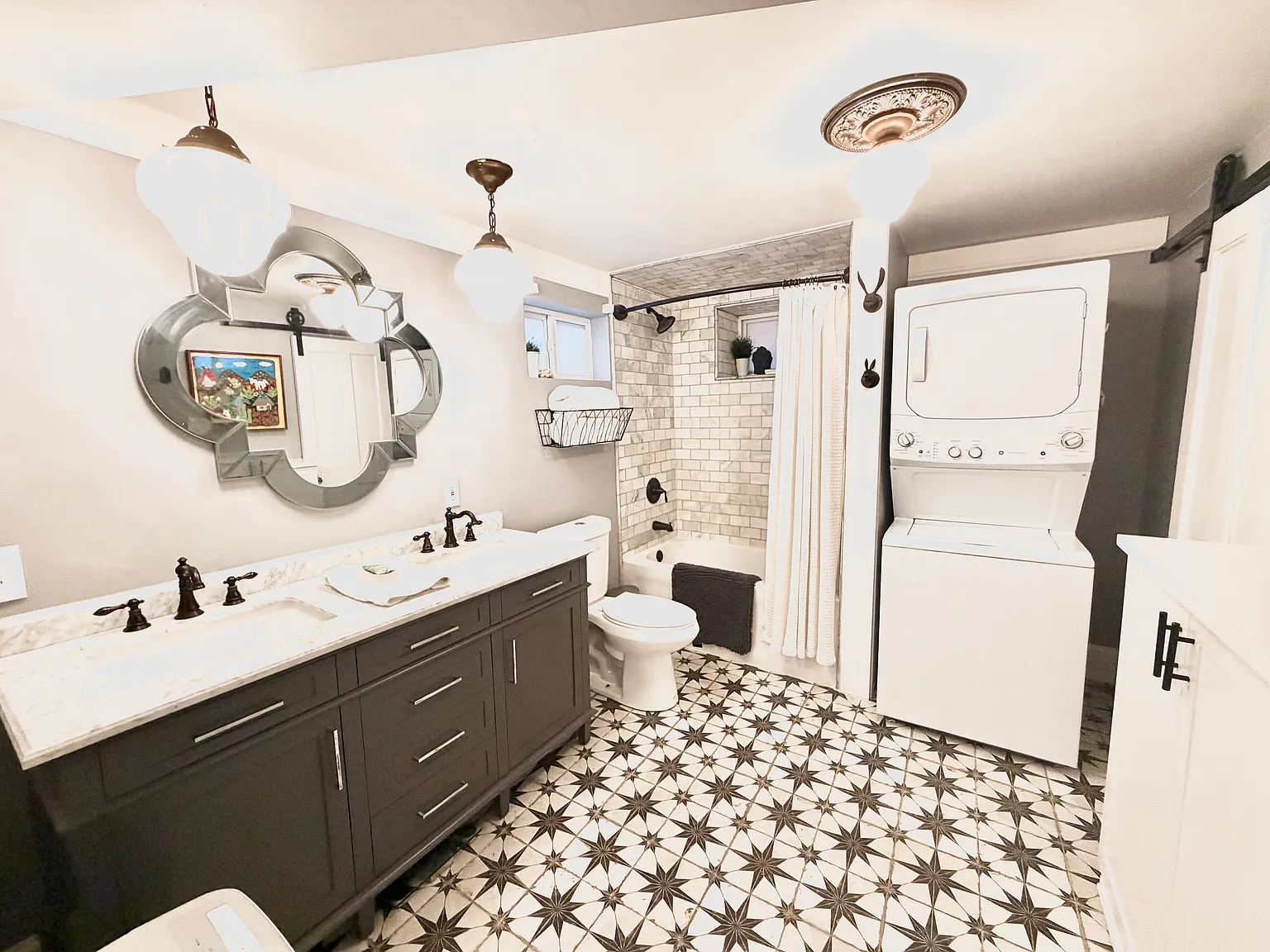 1 bed, 1250 sqft, $1,999 — Photo 4