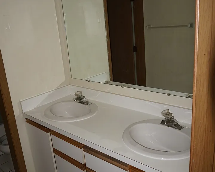 39-51 Chittenden Ave — Photo 18