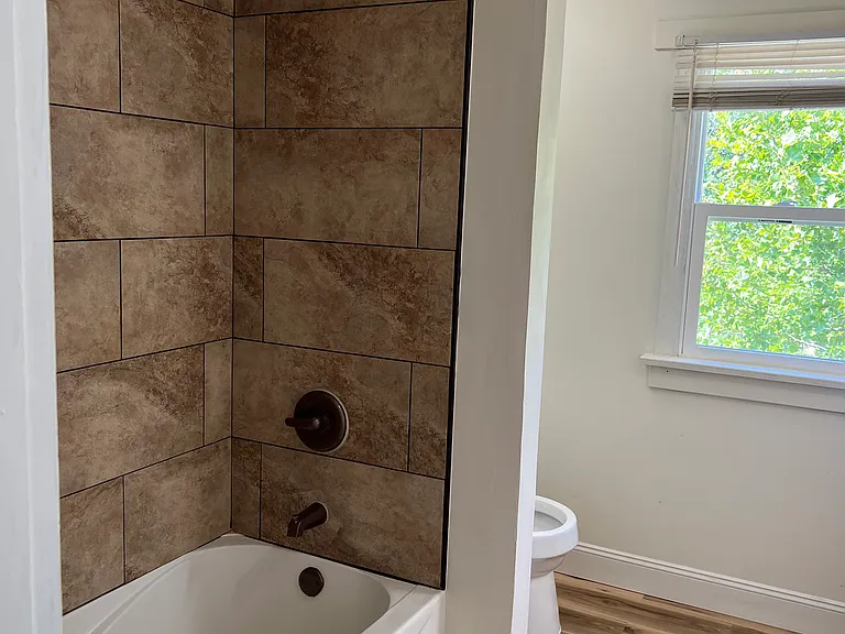 4404 Arlington Ave — Photo 11